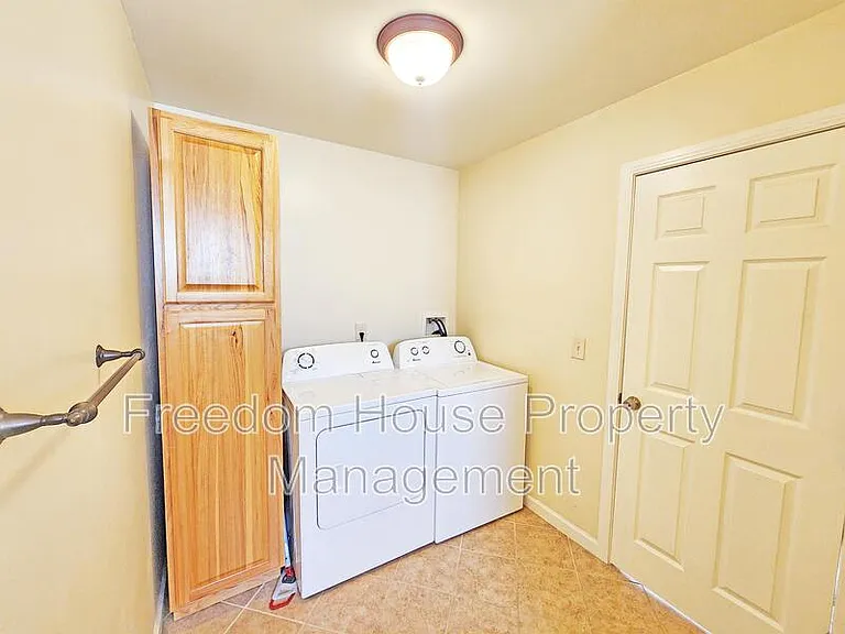 5821 S Keomah St — Photo 15