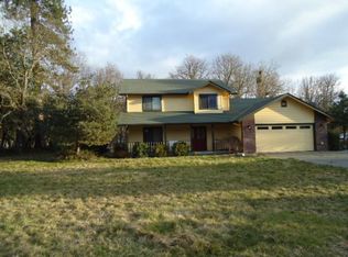 316 Green Acres Dr, Merlin, OR 97532