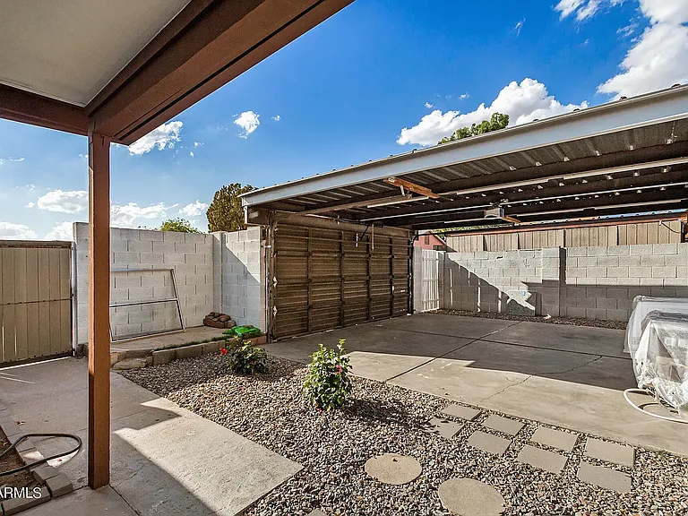 5130 W Joan De Arc Ave — Photo 17
