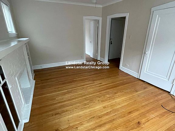 4th image of 4101 N Sacramento Ave APT 2