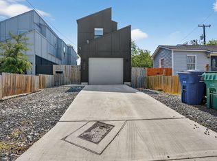 1906 E Crockett St, San Antonio, TX 78202