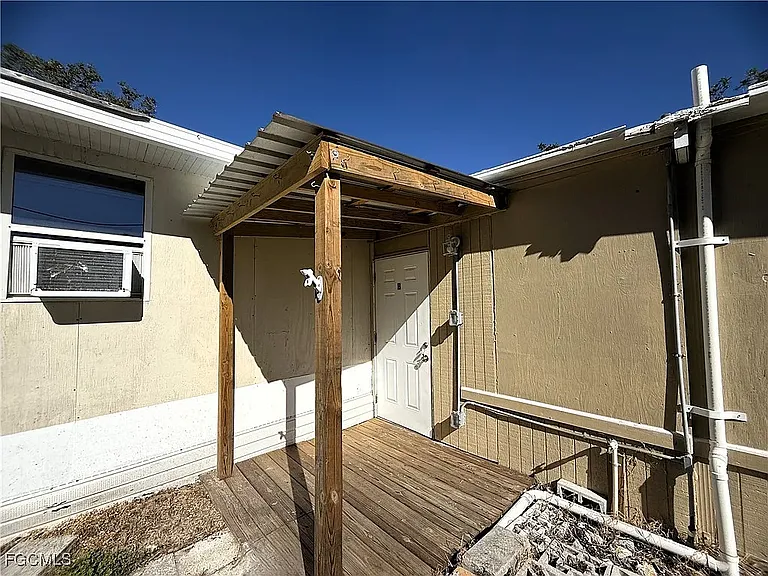 8239 Suncoast Dr #B — Photo 17