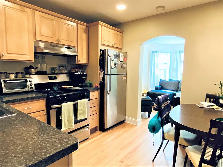 3441 N Seeley Ave #G — Photo 5