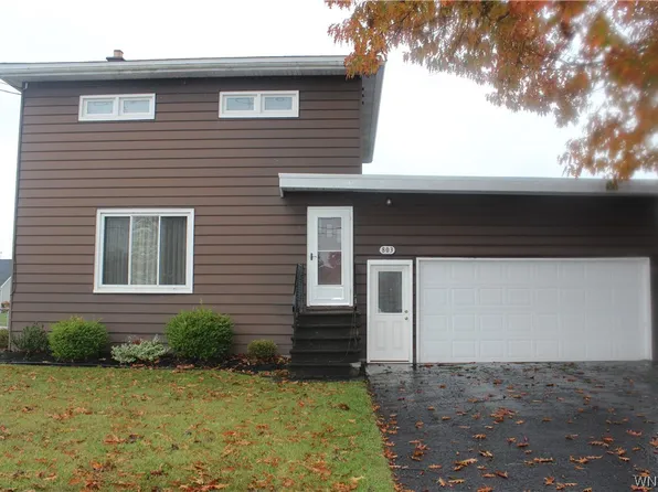 803 Meadow Dr, North Tonawanda, NY 14120