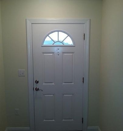 2nd image of 105 Revolution Cir