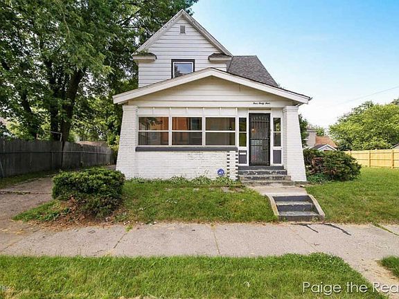 2nd image of 444 Griggs St SE