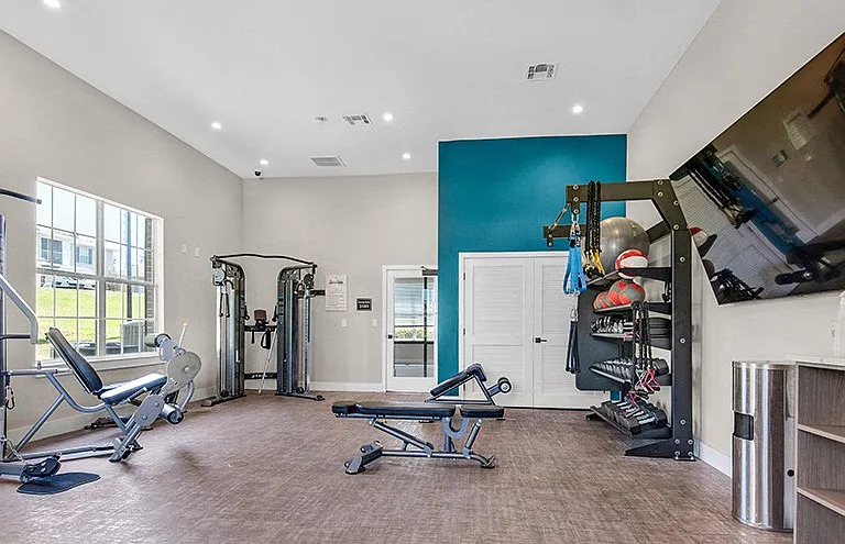 Marcus Pointe Grande Apartment Homes — Photo 5