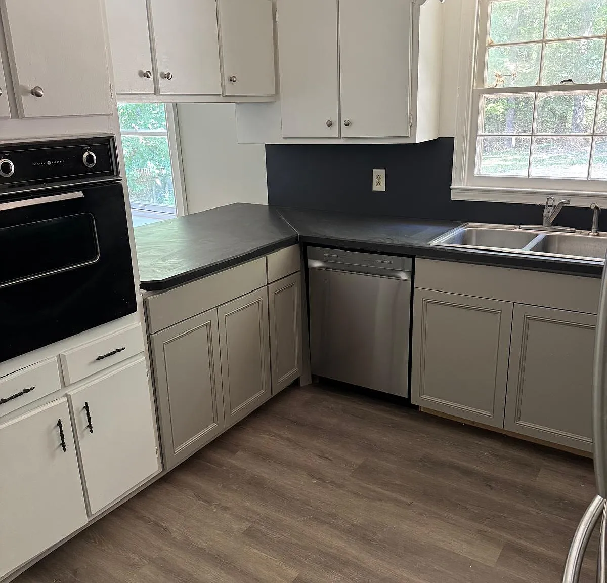 3 bed, 1400 sqft, $1,750 — Photo 2