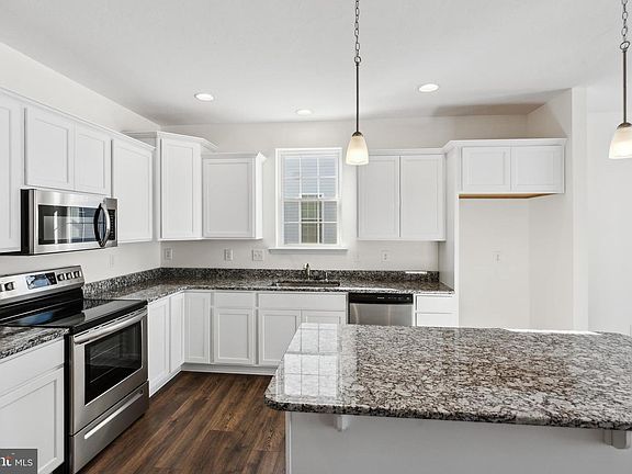 5th image of 25 Tanager Ct #C14