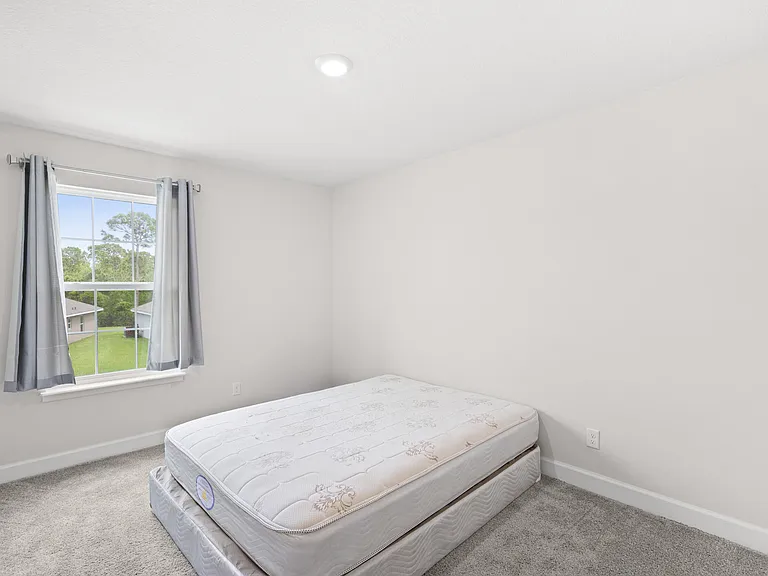 692 NE Turtleback Trl — Photo 30