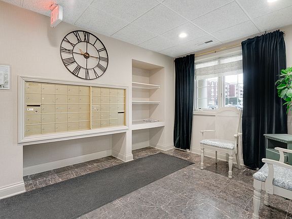 4th image of 7091 W Touhy Ave APT 505