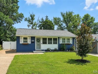 7926 Ivanhoe St, Saint Louis, MO, 63123