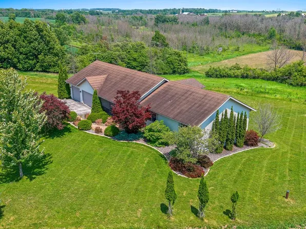 N592 County Road B, Kewaunee, WI 54216