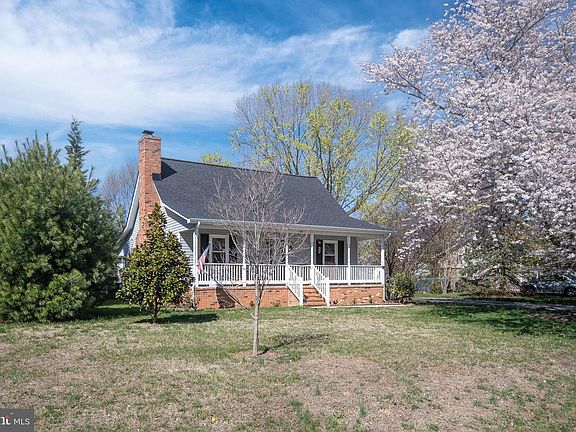 5th image of 4008 Blake Dr