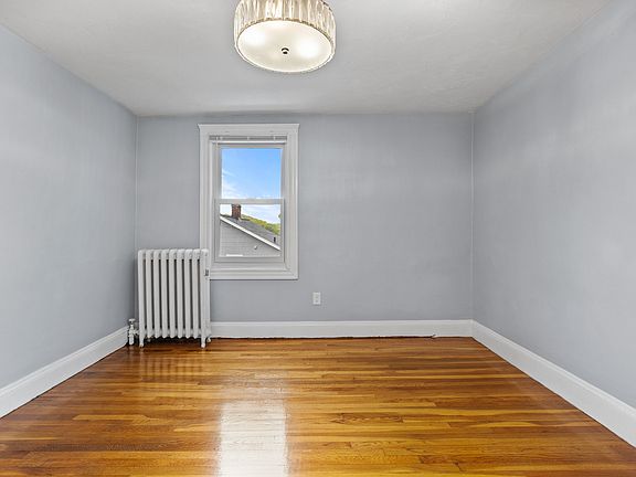 3rd image of 276-280 Lebanon St #2