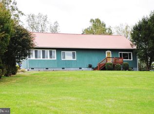 11 Nighthawk Ln, Sperryville, VA 22740