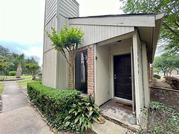 4th image of 7854 Green Lawn Dr