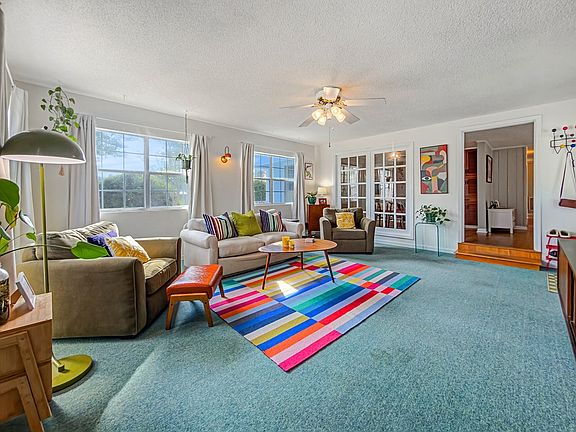 4th image of 819 Marvin Ave