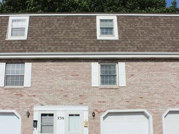 230 Whitestown Vlg