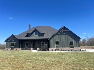 2024 Carrie Ln, Peaster, TX 76088