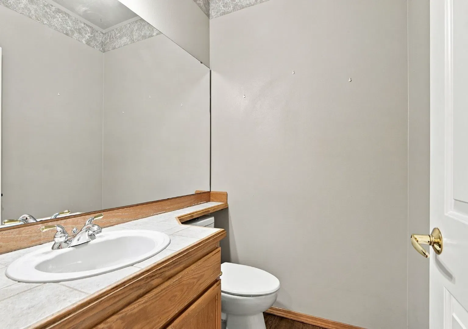 Immaculate Home In Coveted Jordyn Park! — Photo 3
