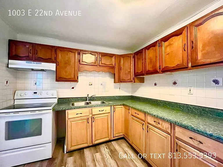 1003 E 22nd Ave — Photo 6