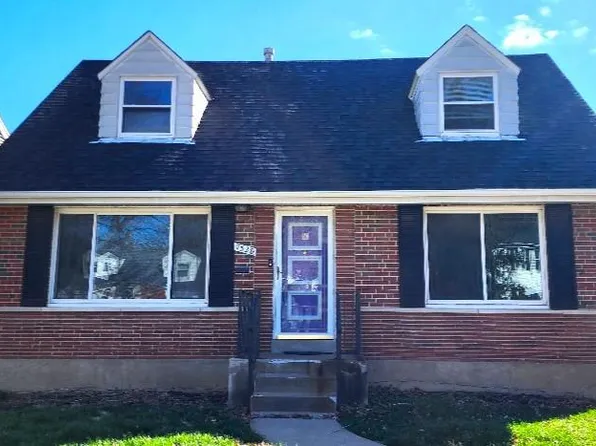 7528 Marillac Dr, Saint Louis, MO 63121