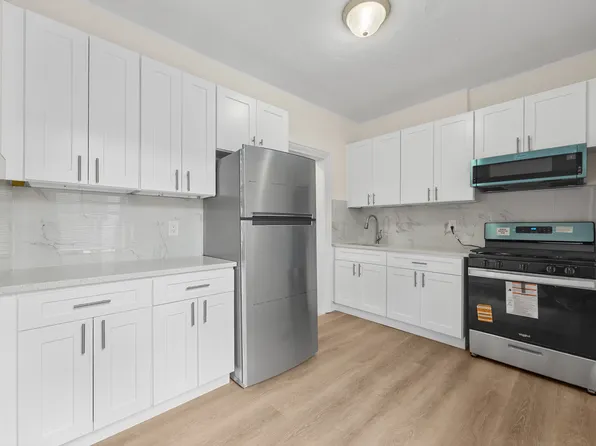 2234 Ocean Avenue image 5 of 9