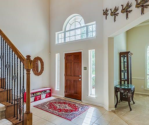 4th image of 520 Falcon Lake Dr