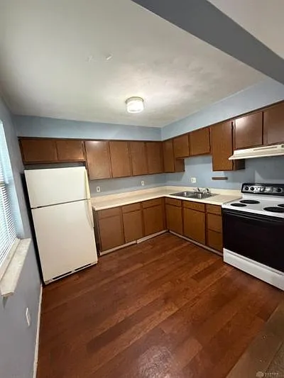 2 bed, 1.0 bath, $795 — Photo 4