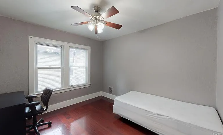 1406 E Genesee St — Photo 10
