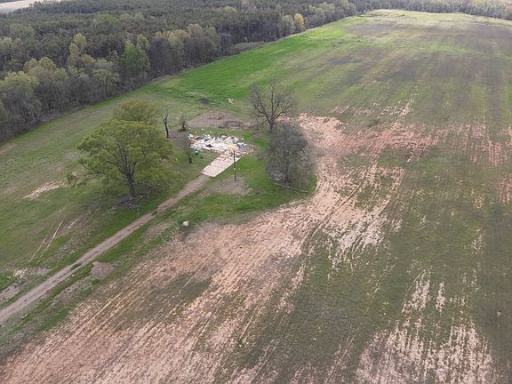 3rd image of 10708 Green Ln
