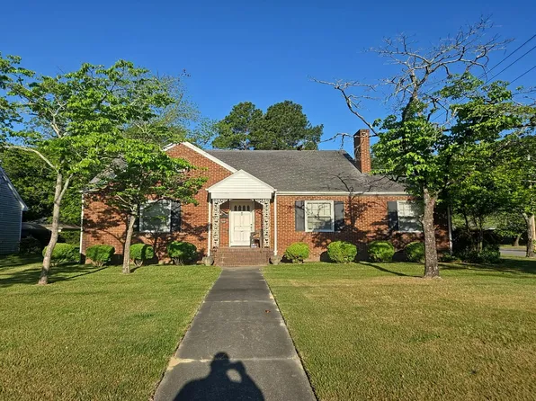 1212 Rhem St, Kinston, NC 28501