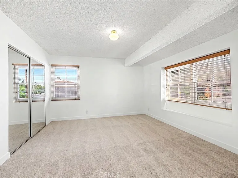 4413 Canoga Dr — Photo 25