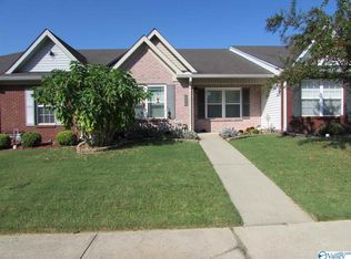 1221 Autumn Ln SW, Hartselle, AL 35640