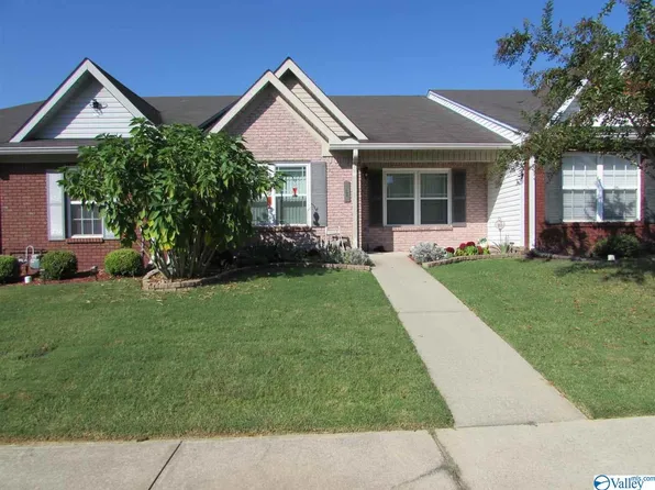 1221 Autumn Ln SW, Hartselle, AL 35640