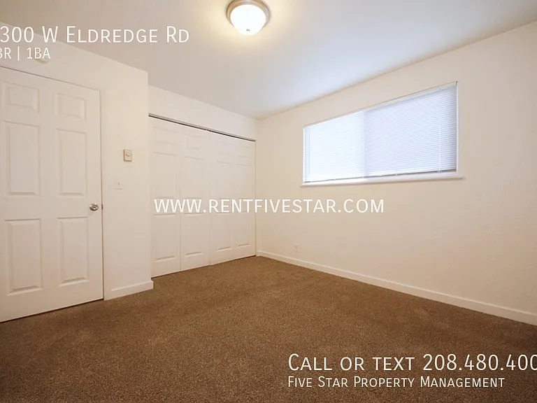 1300 W Eldredge Rd — Photo 10