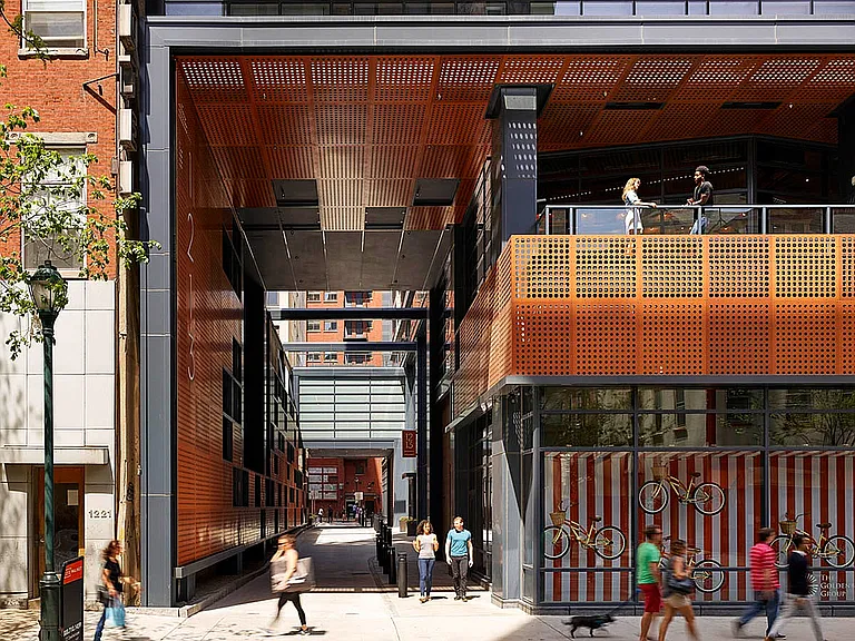 1213 Walnut-Spring_ext b