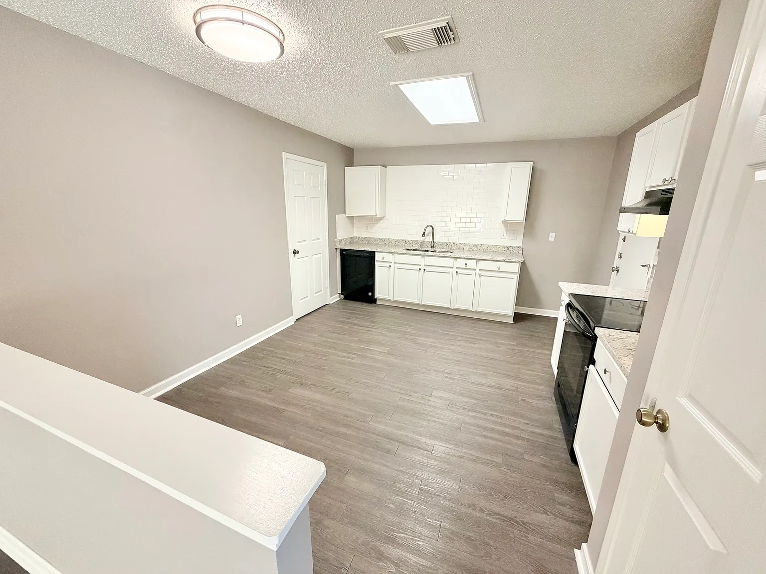 3 bed, 1550 sqft, $1,390 — Photo 3