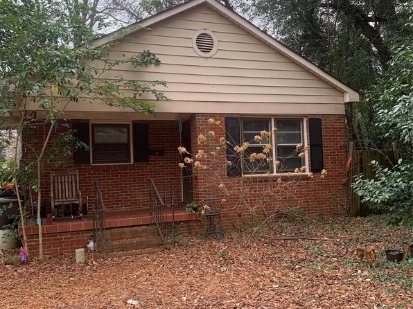 2500 Markham Ct, Charlotte, NC 28205