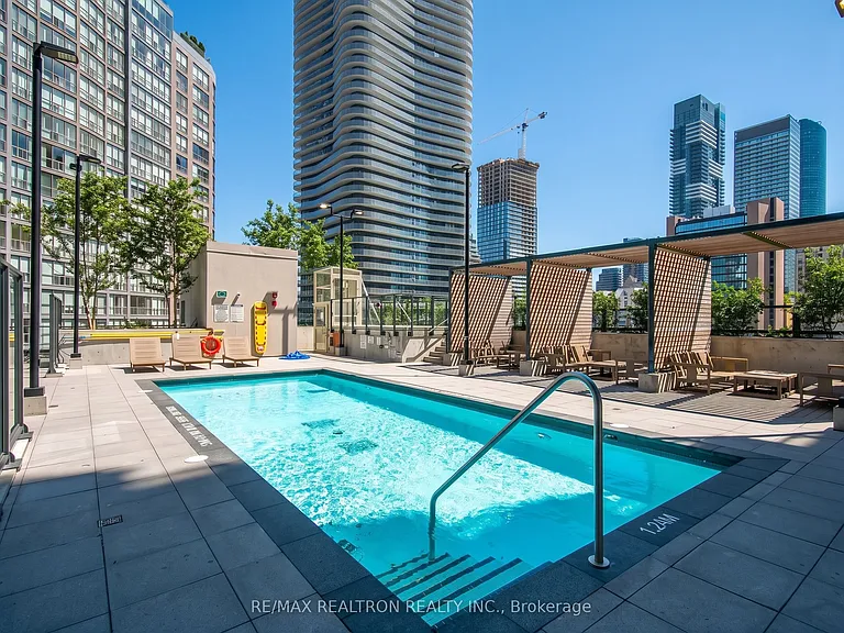 955 Bay St #3904 — Photo 6