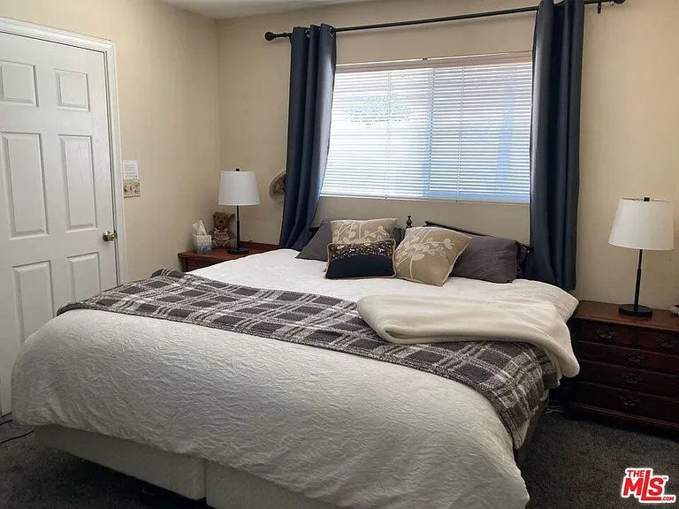 758 E Cypress Ave — Photo 5