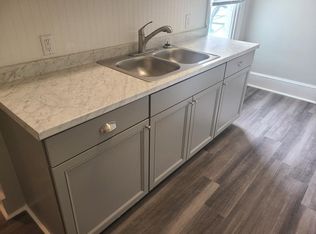 413 S Queen St APT 3, Martinsburg, WV 25401