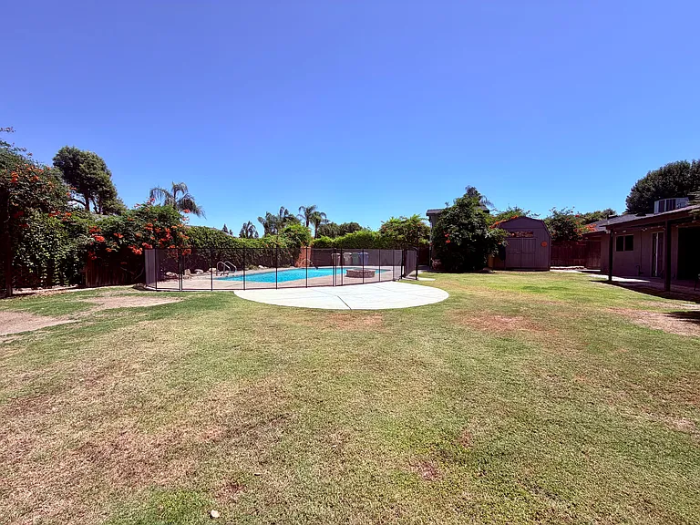 7000 Hooper Ave — Photo 20