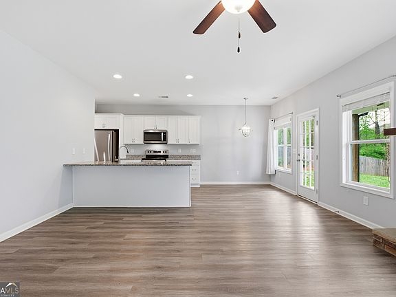 5th image of 868 Wilbanks Rd