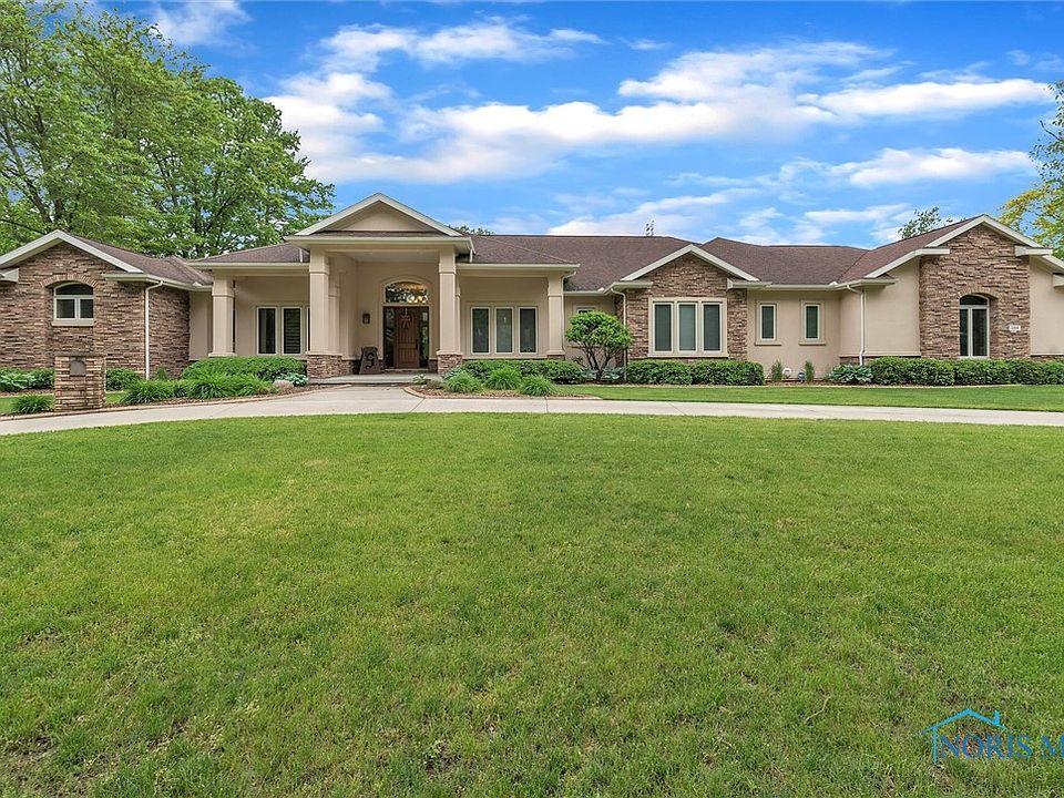 2359 Edgehill Rd, Toledo, OH 43615 | Zillow