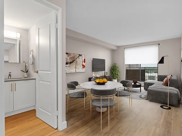 360 Croydon Ave — Photo 32