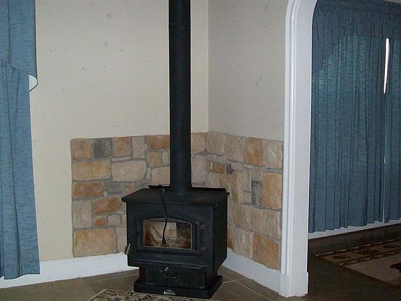 5th image of 516 NW 4th Ave