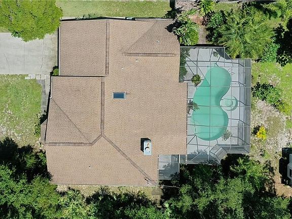 4th image of 8966 104th Ave