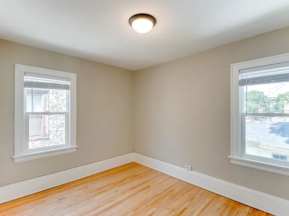 663 Lincoln Ave, 663 Lincoln Ave APT 2, Saint Paul, MN 55105